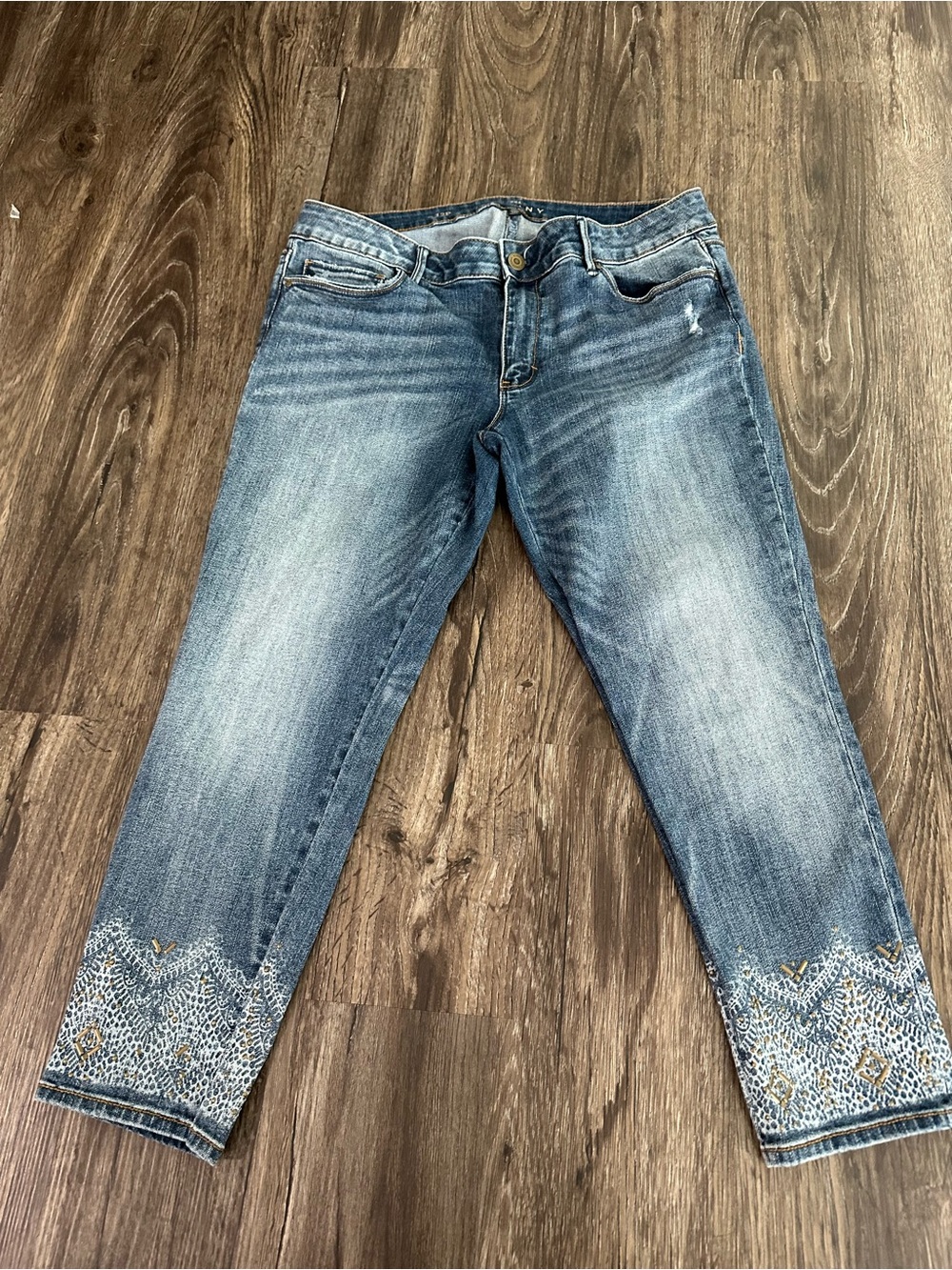 White House Black Market Skinny Crop Jeans – Women’s Size 12P – Embellished Cuff